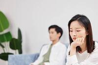 Vợ nhất quyết không ly hôn sau nhiều lần bị chồng phản bội vì thu nhập của anh ta hơn 10 tỷ 1 năm