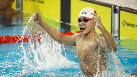 Bơi lội Việt Nam lập thành tích kỷ lục tại SEA Games 31