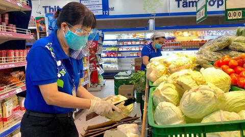 Cá mú Khánh Hòa giảm mạnh, siêu thị tăng cường khuyến mãi ngày đầu tháng