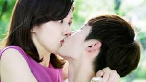 "Chị ơi, anh yêu em"