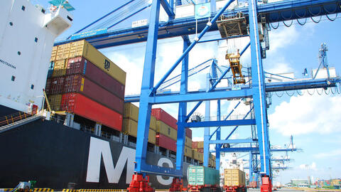 Bộ Công thương đề xuất giảm phí lưu container, lưu kho, lưu bãi cho doanh nghiệp