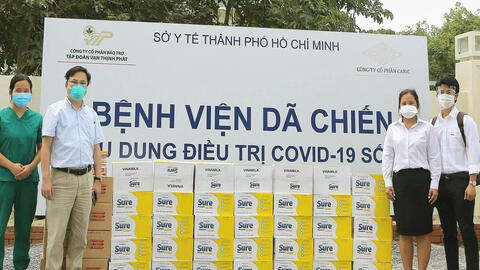 Vinamilk ủng hộ thêm 5 tỷ đồng sản phẩm và thiết bị y tế cho các trung tâm hồi sức tích cực và bệnh viện tuyến đầu