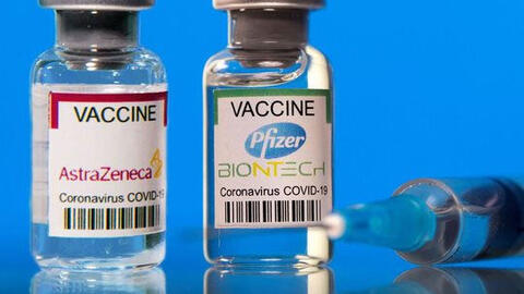 Tiêm trộn AstraZeneca và Pfizer sinh miễn dịch tốt hơn dùng một loại