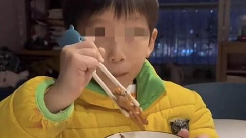 "Mẹ lười quá bố nhỉ" - Câu nói của con trai khiến mẹ thảng thốt, nếu cứ yêu thương sai cách, bạn chỉ tạo ra 1 đứa trẻ vô ơn
