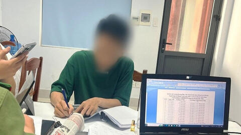 Hàng chục nhân viên ngân hàng bị triệu tập vì mua bán thông tin khách hàng