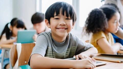 Cha mẹ càng hết sức "kiểm soát" 3 yếu tố này, con cái lớn lên càng dễ thành đạt, tương lai như hoa nở mùa xuân