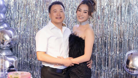 Phương Oanh đã mang thai con đầu lòng trước thềm hôn lễ với Shark Bình