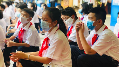 Hà Nội: Cho phép học sinh một số khối lớp đi học trở lại từ ngày 8/11