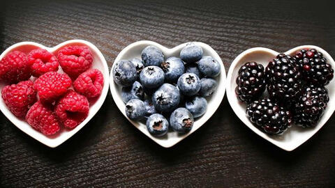 Ăn vặt giúp kiểm soát mức cholesterol xấu trong cơ thể