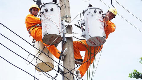 Việt Nam đối mặt với tình trạng thiếu điện từ tháng 4, do nguồn cung than khan hiếm