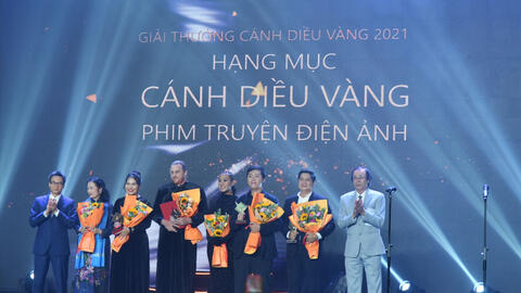 Phim về những đứa trẻ bị bạo hành gia đình thắng giải Cánh diều vàng