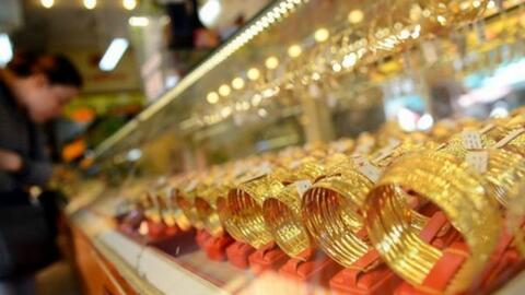 Giá vàng đồng loạt tăng vọt ngày cuối năm