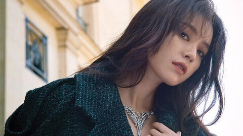 Han Hyo Joo "dìm hàng" bạn diễn