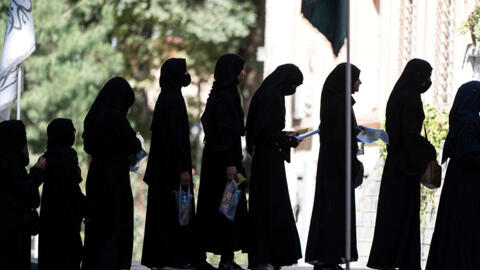 Taliban chính thức ban hành chính sách cấm trẻ em gái đến trường