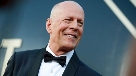 Diễn viên gạo cội Bruce Willis từ bỏ sự nghiệp diễn xuất do mắc hội chứng bất lực ngôn ngữ