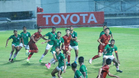 U23 Thái Lan đè bẹp đối thủ, đua vé đi tiếp đầy quyết liệt với Malaysia