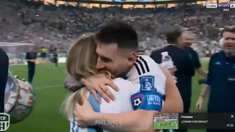 Danh tính người phụ nữ Messi ôm đầu tiên sau trận chung kết World Cup