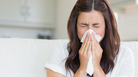 Triệu chứng nhận biết sốt virus và sốt xuất huyết