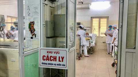 Hà Nội đưa vào theo dõi sức khoẻ 64 người sau khi rà soát người nhập cảnh từ 7/3