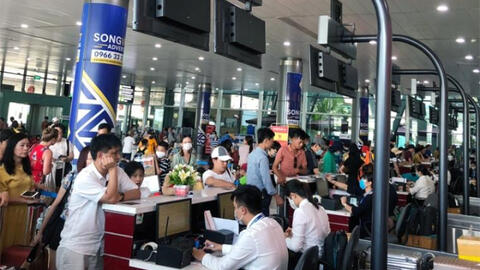 Sân bay Phù Cát đóng cửa 10 ngày