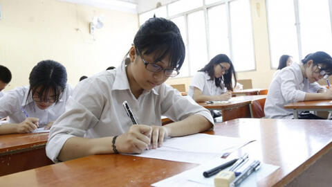Kỳ thi tuyển sinh vào lớp 10: Không sử dụng điều hòa, phụ huynh không tập trung tại cổng trường