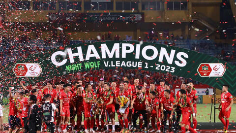 CLB CAHN vô địch V.League đầy kịch tính ngày Quang Hải, Filip Nguyễn ghi dấu ấn