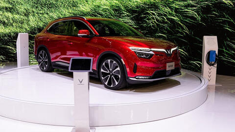 VinFast dừng sản xuất xe xăng, chuyển hẳn sang xe điện từ cuối năm 2022