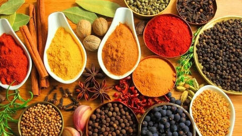 Giá tiêu cuối tuần cán mốc 90.000 đồng/kg