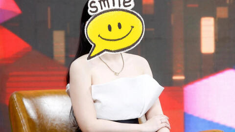 Từng vướng lùm xùm bênh chồng mới, không thương con, 4 năm sau, nữ ca sĩ chia sẻ 1 câu về chuyện dạy con mà được khen rối rít