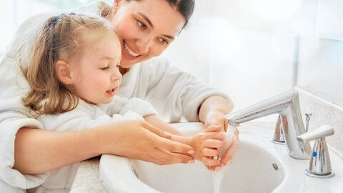 5 cách bảo vệ con khỏi bệnh cảm cúm khi  thời tiết giao mùa