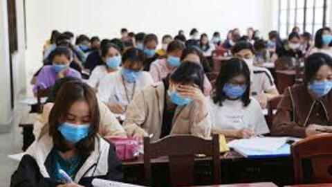 Hàng loạt trường đại học cho sinh viên nghỉ học tránh dịch COVID-19