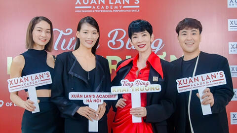 Dàn người mẫu hội ngộ Xuân Lan tại Hà Nội
