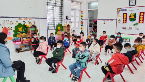 Hà Nội cho trẻ mầm non đến trường từ đầu tháng 3