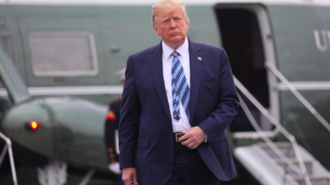 Trump lạc quan về đàm phán, Trung Quốc thề sẽ trả đũa thuế quan
