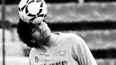 Maradona - Lời nguyền đắm đuối