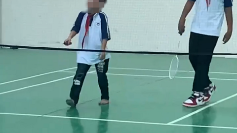 Nam sinh lớp 7 ở Thạch Thất bị bạn học bạo hành sang chấn tâm lý đã đến trường