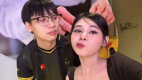 Chính thức công khai sau loạt hint hẹn hò, cặp đôi MC - tuyển thủ hot nhất Liên Quân liên tục khoe ảnh tình tứ bên nhau