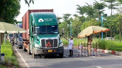Bộ Công thương đề xuất dùng danh mục hàng hóa 'cấm lưu thông' thay 'hàng hóa thiết yếu'