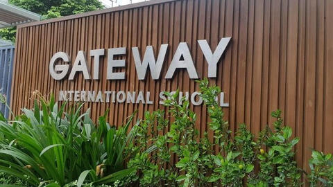 Trường Gateway tạm đình chỉ nhiều nhân sự sau vụ bé lớp 1 tử vong trong ô tô