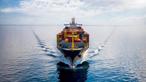 Một cuộc chiến ‘gay gắt’ về container khiến chi phí vận chuyển tăng 300%