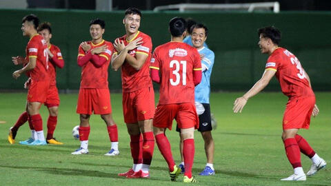 Tuyển Việt Nam gặp Trung Quốc vào lúc 0h ngày 8/10