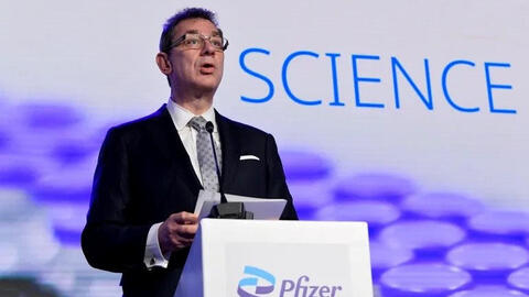 CEO của Pfizer được trao giải thưởng trị giá 1 triệu USD