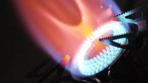5 nguyên nhân cháy lửa đỏ của bếp gas