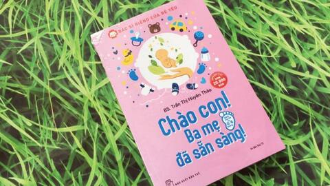 "Chào con! Ba mẹ đã sẵn sàng!"