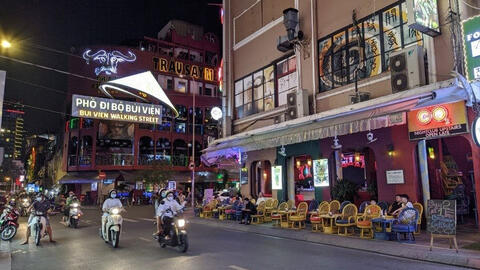 TP.HCM tạm ngưng hoạt động karaoke, massage và spa