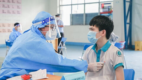 Hà Nội hết sức bối rối về quy định xử trí khi trường học có người nhiễm COVID-19