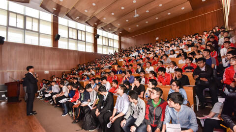 Đây là trường có sinh viên vừa tốt nghiệp đã nhận lương gần 12 triệu đồng/tháng: Quả không uổng công học tập miệt mài để thi đỗ