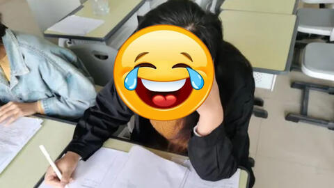 Đang chấm bài kiểm tra, giáo viên phải ôm bụng cười ngặt nghẽo: Lớp có em học sinh hài hước quá!