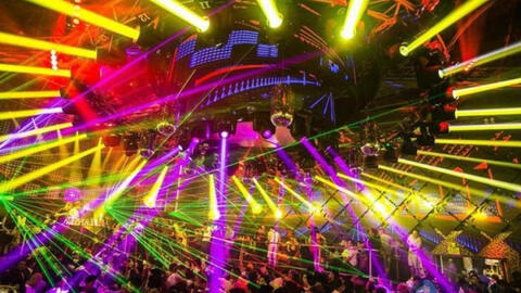 TP.HCM dừng hoạt động quán bar, karaoke, vũ trường từ 18h hôm nay