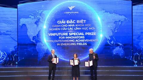 Nhà khoa học cho lĩnh vực mới tại VinFuture: 4 đại diện hàng đầu thế giới được vinh danh nhờ nghiên cứu chữa bệnh thiết thực
